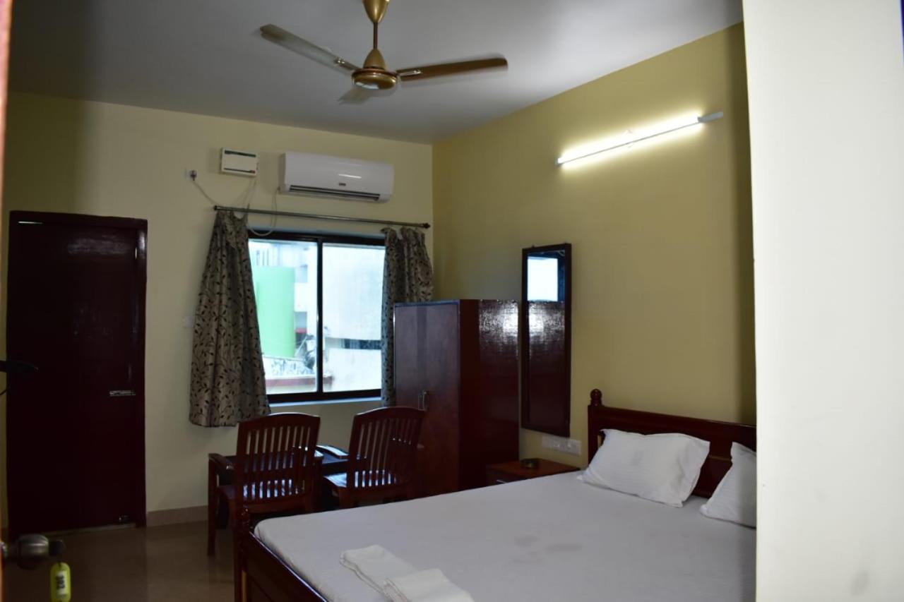 Hotel Hotel Lovely Inn ! Puri Puri